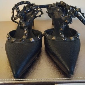 Valentino rock stud so black kitten heels size 36.5